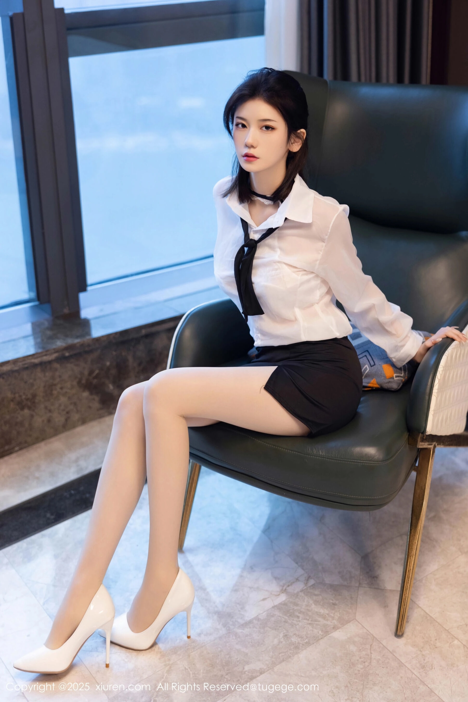 [XiuRen秀人网] 凌七七 Vol.11077